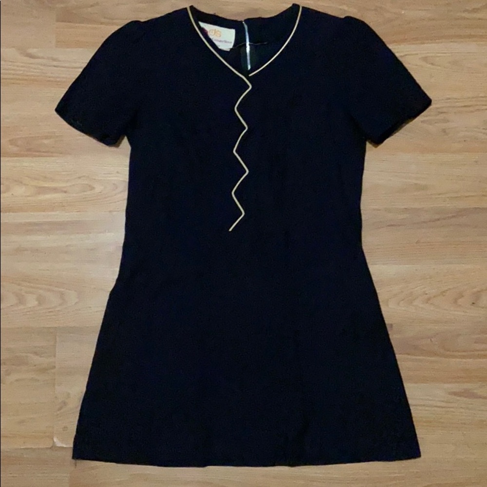 VINTAGE BLACK MINI DRESS
